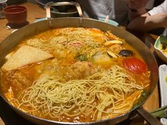 肥牛泡菜锅-一心创作料理屋(经开万达店)