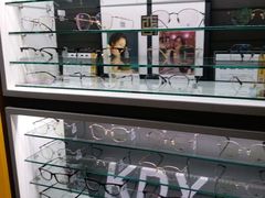 -镜客眼镜(浦江欢乐颂店)