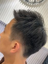 -PE SALON
