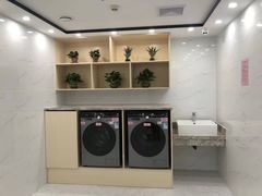 -维也纳酒店(罗湖口岸国贸东门店)