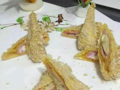 -半岛公馆(淞兴西路店)