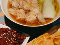 鲜虾云吞面-大头力茶餐厅(花都融创茂店)