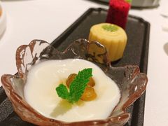 芸豆糕水果拼葛仙米布丁-松鹤楼·非遗·苏帮菜(融科店)
