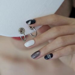 -悦指间美甲美睫