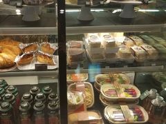 面包甜点陈列柜-太平洋咖啡(五月花店)