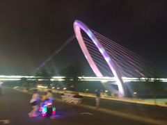 -南京眼步行桥