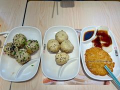 -小杨生煎(东方明珠店)