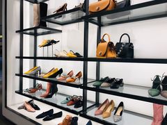 -CHARLES&KEITH(1234space店)