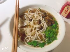 -花溪王记牛肉粉(四季花溪商场店)