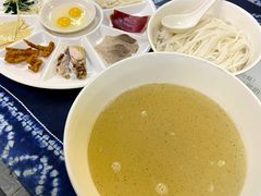-建新园过桥米线(宝善街店)