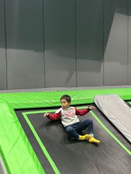 -反弹蹦床公园·亲子乐园·团建·派对(尚品奥莱店)