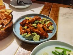 腊八蒜烧肥肠-小吊梨汤·北京菜·烤鸭(鸟巢店)