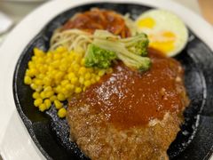 -汤姆家的牛排意面披萨(新城市广场店)