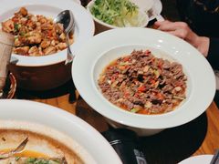 -爱碗亭·鲜炒湖南菜(壹城中心店)