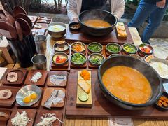 -银米·云南传统过桥米线(双廊黑金冠店)