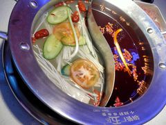 -钢管厂五区小郡肝串串香(滨江店)