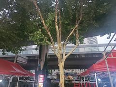 -老街烧烤大排档·地道湖北菜·龙虾馆(汉口火车站店)