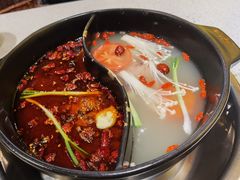 鸳鸯锅-钢管厂五区小郡肝串串香(南山店)