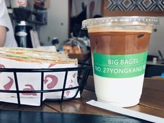 培根牛油果贝果明治-BIG BAGEL(永康路店)