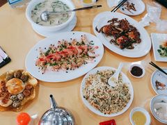 -鹏城人家海鲜酒家·23年老字号(较场尾店)