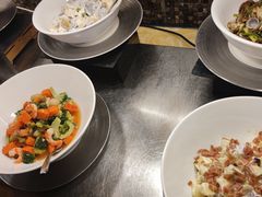 -岷山饭店-芝芝自助餐厅