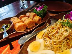 缅式凉鸡米线-花马天堂云南餐厅 Lost Heaven(外滩店)