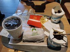 -麦当劳(湛江大厦店)