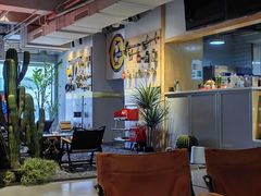 -F+轻食健身赋能空间(中华北路国贸商场店)