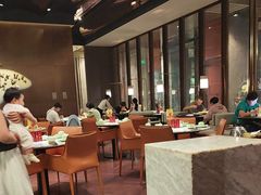 -蝴蝶里·粤菜·点心(滨江龙湖店)