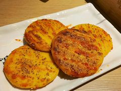 烤饼子-喝丢一只鞋辣炒海鲜小烧烤(三八广场店)