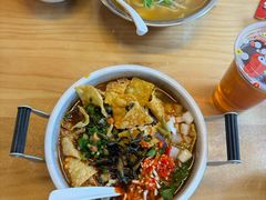 -丽丽三鲜螺蛳粉(田林路店)