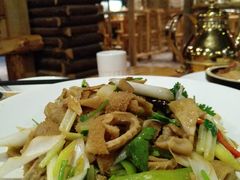 -老阿妈蒙古村·蒙古包·草原文化·歌舞表演(老君堂店)
