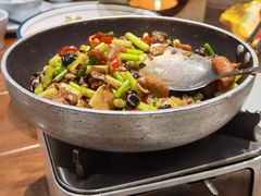 -黄泥岗·地道湖北菜(奥特莱斯店)