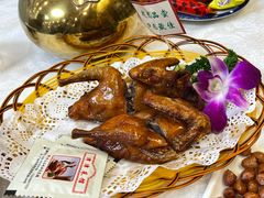 -津津菜馆(绝没分店)