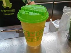 茉莉手打柠檬茶超大杯-柠季·手打柠檬茶(静安大悦城北座B1店 )