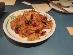 酸菜炒太安洋芋片-一坐一忘云南菜(嘉里中心店)