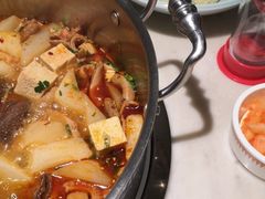 -左庭右院鲜牛肉火锅(浦江欢乐颂店)