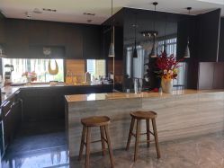 -美健盛世·美容SPA连锁