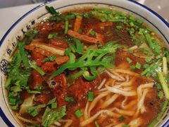 -镇南锅盖面馆(解放路店)