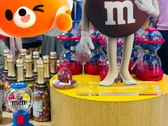 -m豆巧克力世界(上海世茂广场店)