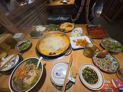 -洱火云南酸菜牛肉火锅(石景山当代商城店)