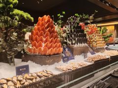 -钱小奴海鲜自助黑金店(杭州滨江龙湖店)