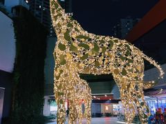 -瑞虹新天地月亮湾