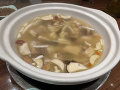 -龙泉人椰子鸡·糟粕醋·地标海南菜(龙昆南店)