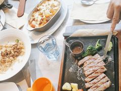 -必胜客(阿诗玛店)