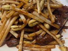大豆芽炒牛肉-味食家市师鸡(三元里店)
