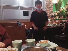 -九寸花汀海鲜烤肉自助(中东迪克店)