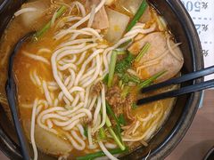 -灵芝妹子海鲜米线(瓦房店新玛特店)