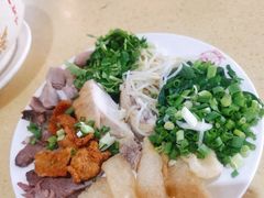 -桥香园云南过桥米线(金马碧鸡店)