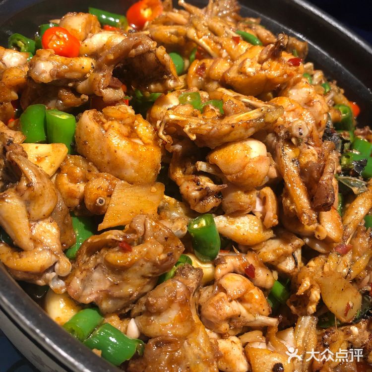 这次点的「青椒紫苏」蒜瓣肉很香很入味